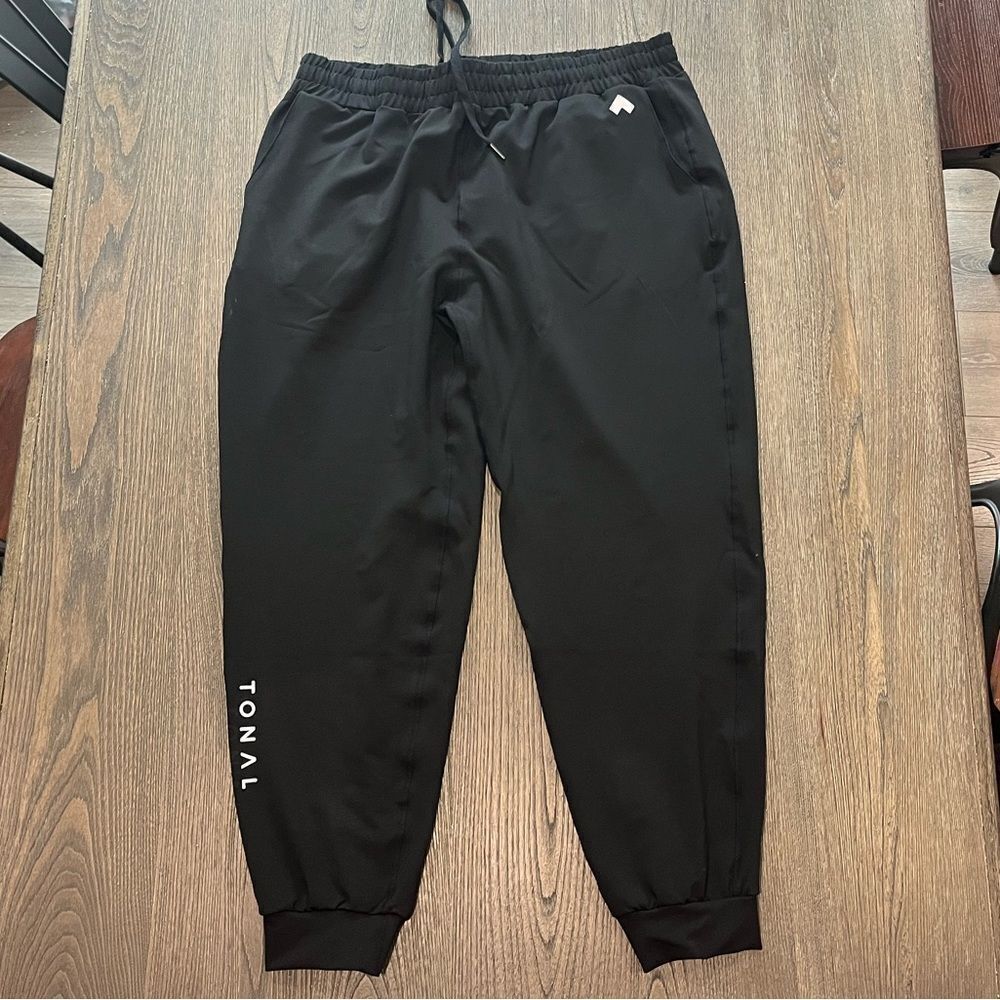 NWOT Tonal High Rise Athletic Jogger Pants Black Size 2X